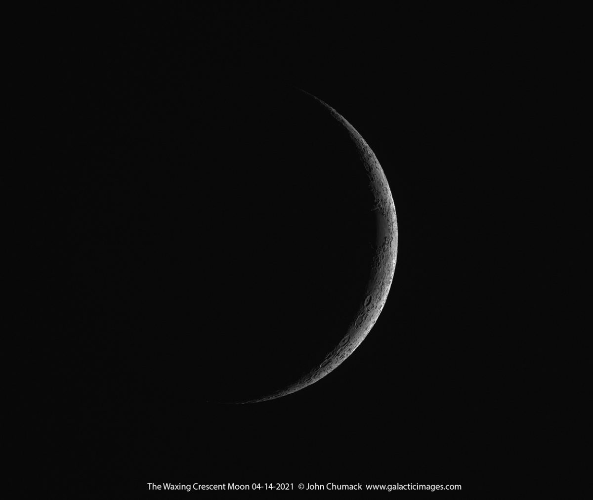 The Thin Waxing Crescent Moon / Earthshine - Galactic Images