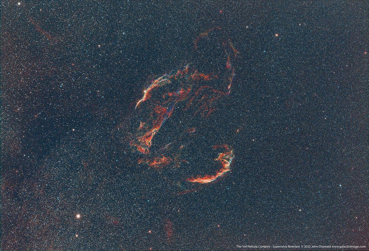 The Entire Veil Nebula Complex - A Supernova Remnant In Cygnus ...